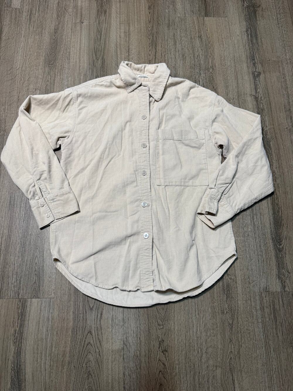 Abercrombie & Fitch Oversized Women's Light Cream Corduroy Button-Down Shirt